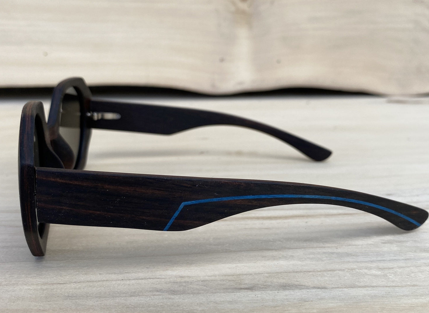 Holz Sonnenbrille Hochvogel aus Ebenholz und Ahorn